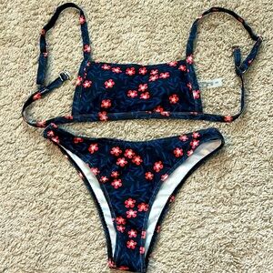SHEIN floral Bikini 2 Piece Top Size S